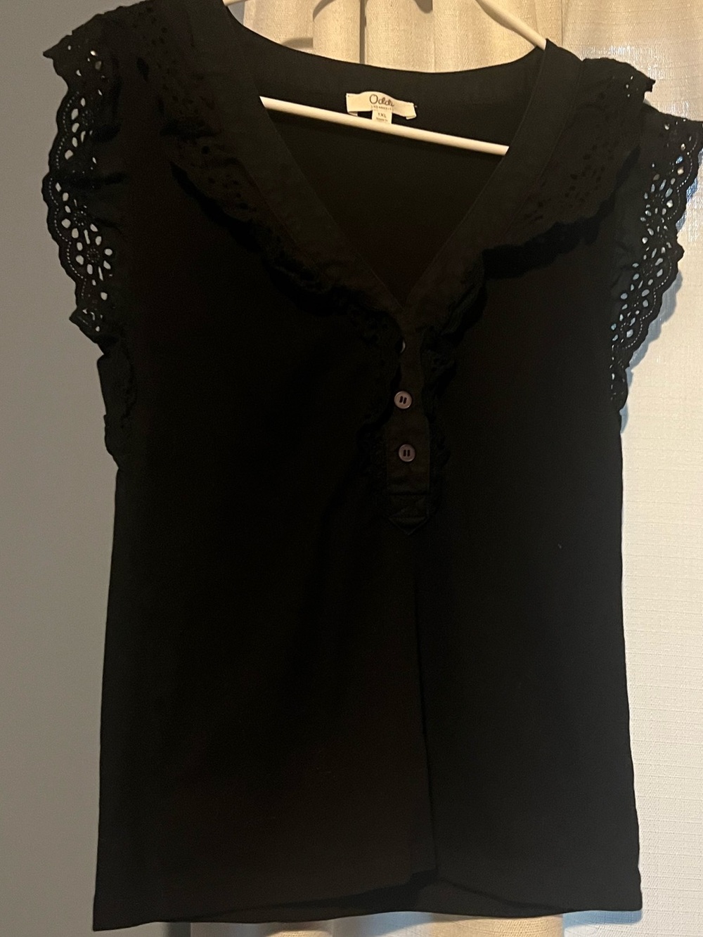 NWOT Black Eyelet Cap-Sleeve V-Neck Camisole
